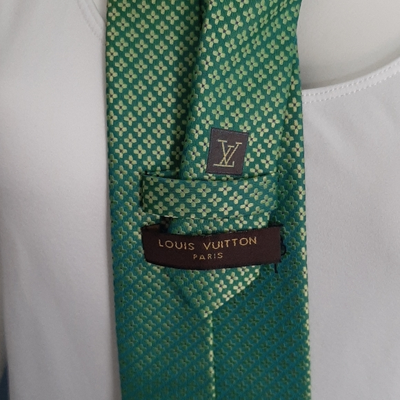 Louis Vuitton of Paris masculine tie - Picture 5 of 6